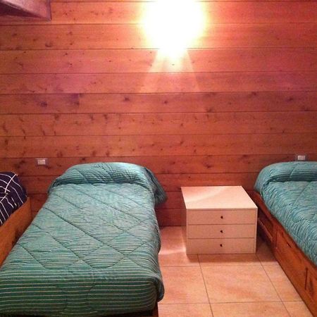 Chez Soi Taverna Alloggio A Courmayeur Ngoại thất bức ảnh